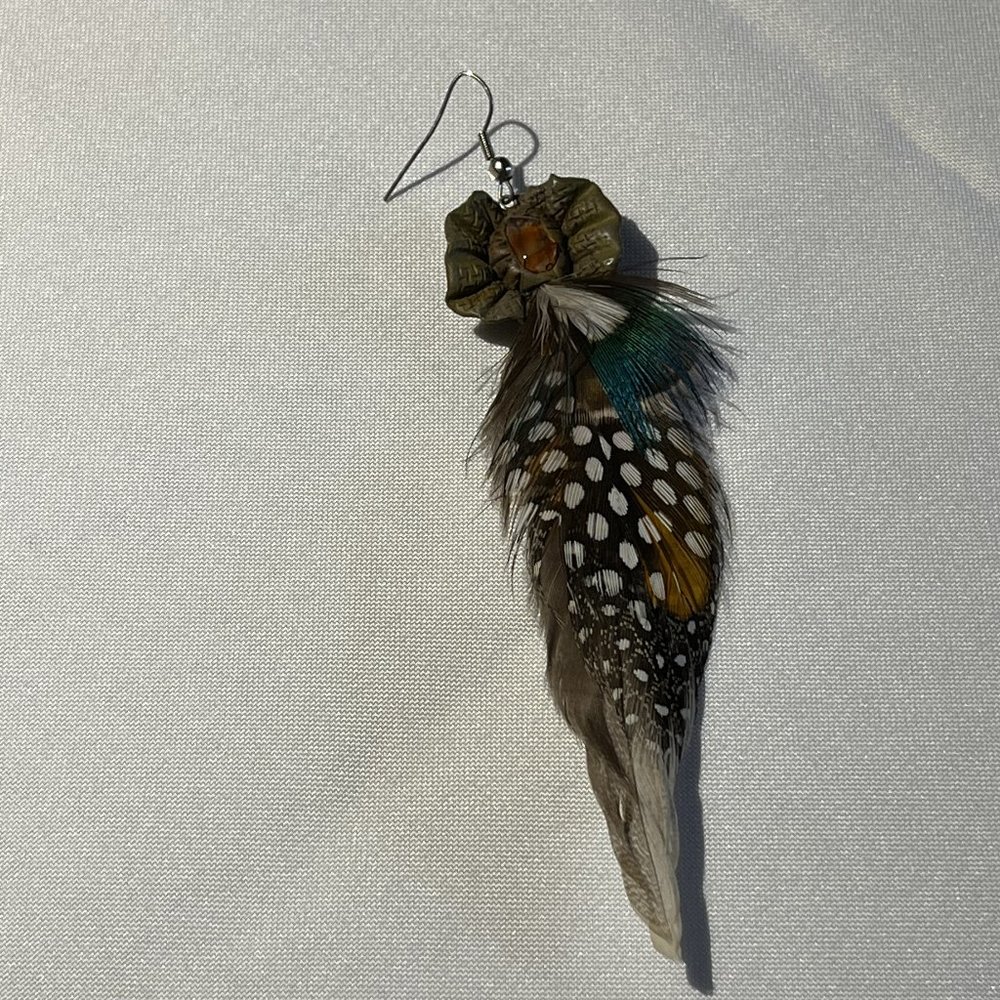 FEATHER SINGLE EARRING